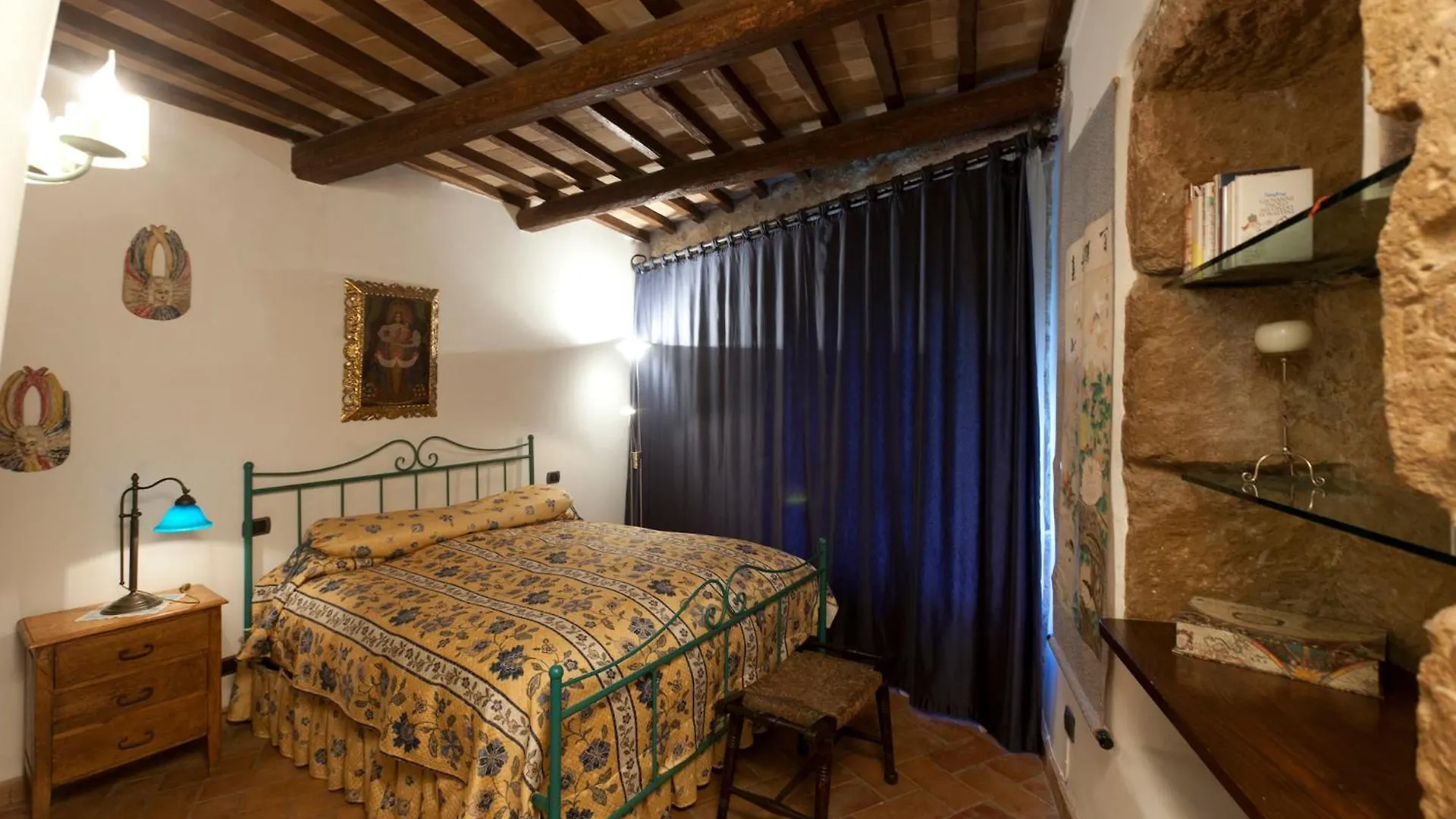 La Casa Degli Archi Hotel Pitigliano Italy
