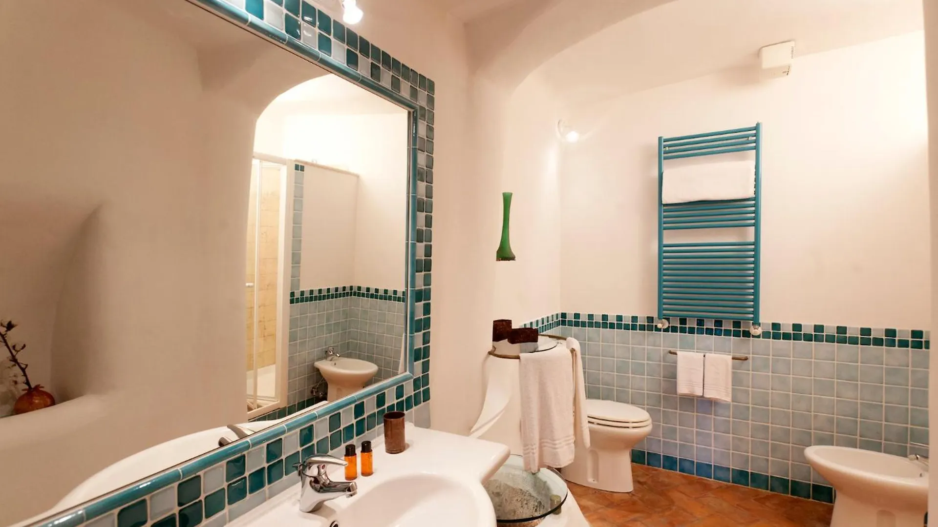 Hotel La Casa Degli Archi Pitigliano 2*,