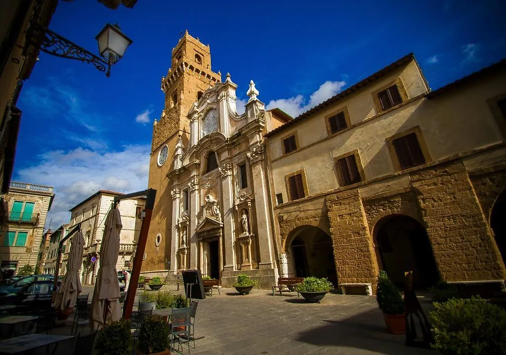 Hotel La Casa Degli Archi Pitigliano 2*,