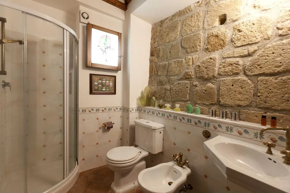 Hotel La Casa Degli Archi Pitigliano Gasthof